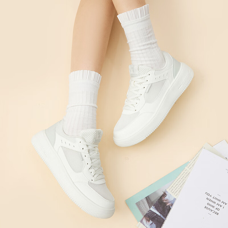 Jordan Women's Mesh Breathable White Shoes for Summer, Lightweight and Trendy Casual Shoes, Versatile Sports Shoes