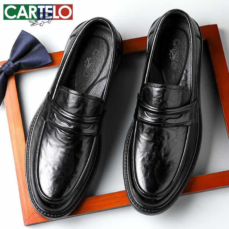 CARTELO Men's Casual Leather Shoes Breathable Cowhide Hand-grabbing Wrinkle-resistant Soft Bottom Men's Loafers 9895 Black 40